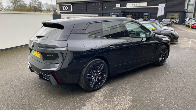 BMW iX 300kW xDrive45 M Sport 101kWh 5dr Auto [Pro Pack] Electric Estate